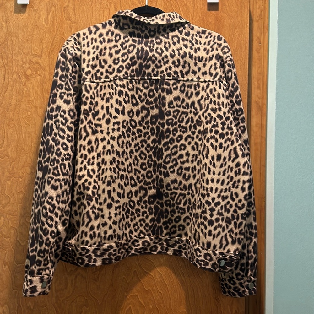 Jacket - Picture 4 of 5